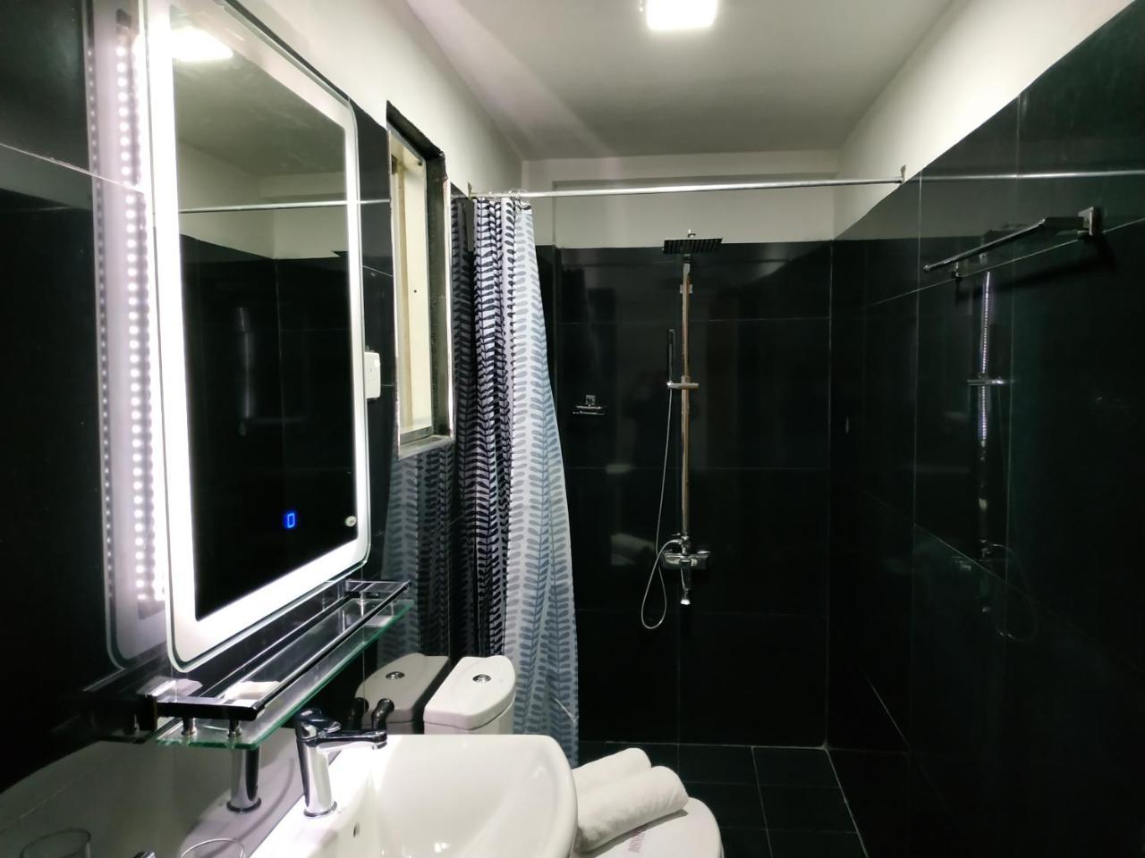Misty Mountain Villas Nuwara Eliya Rom bilde